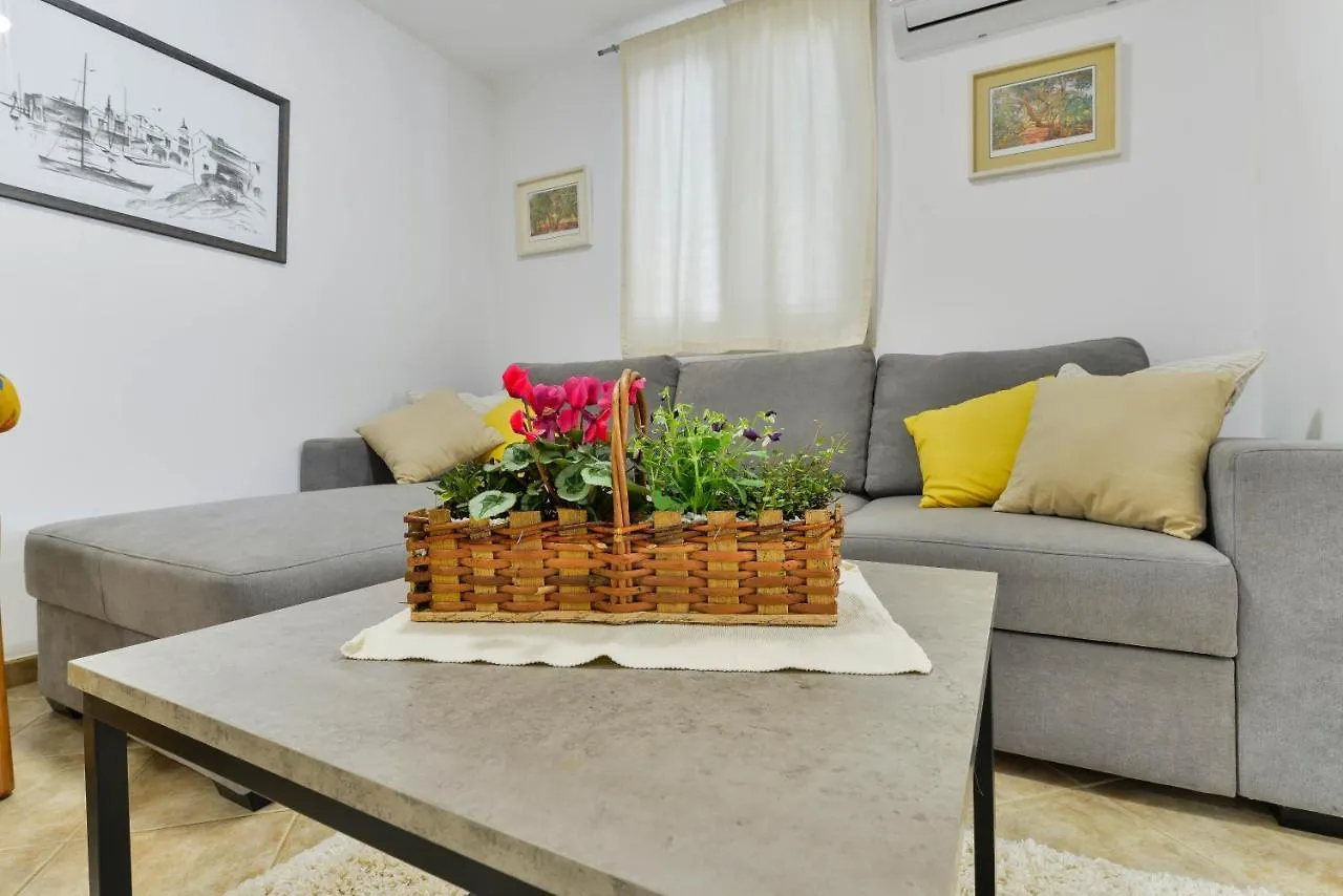 Privlaka Holiday House Croatia